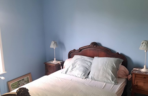 Roisel Bed & Breakfast | Roisel: 3-bedroom apartment in Villa Amenaide