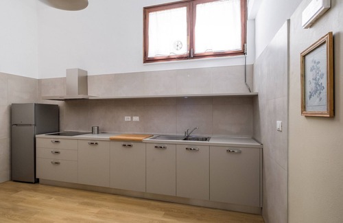 Historic Center Apartment | Rolandino Apartment by Wonderful Italy