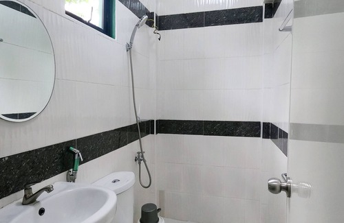 Puerto Galera Hotel | Rold and Roub Home Suites by Cocotel