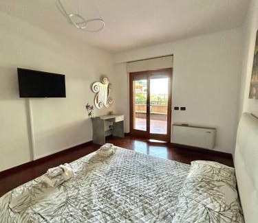 Torrino Apartment | Roma Eur con piscina stagionale esterna