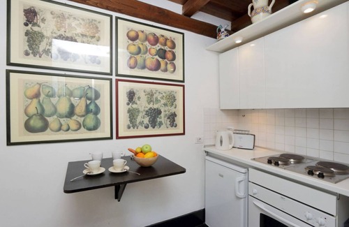 Rione IV Campo Marzio Apartment | ROMAC Leone V Unique 5-bdr near the Spanish Steps