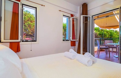Pylos-Nestoras House | Romanos Beach Villas By Xenia Resorts 1.1