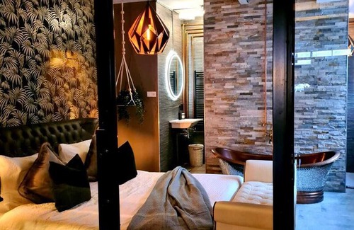 Alkmaar Apartment | Romantic and charming 1-Bed Apartment in Alkmaar