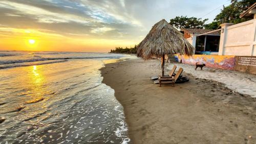 Pochomil House | Romantic Beachfront Casita w Pool - AC - Sleeps 4