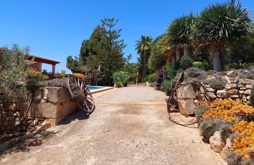 Felanitx Cottage | romantic Country house in the hills of Cas Concos, 8 pers., pool, A/C, Wifi