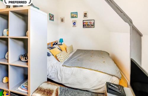 Isigny-sur-Mer Apartment | Romantic Escape in Normandy