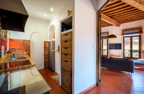 Saint-Jean Apartment | Romantic Getaway in the Heart of Perpignan