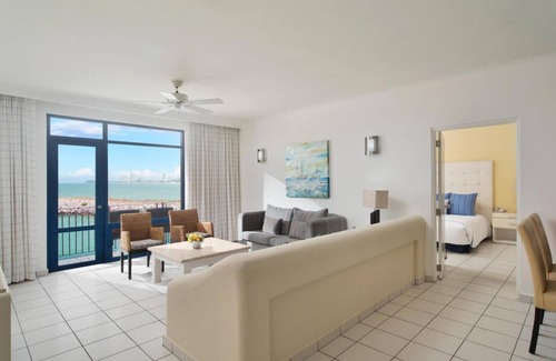 Las Gaviotas Resort | Romantic Honeymoon Suite in a Mexican Oasis!