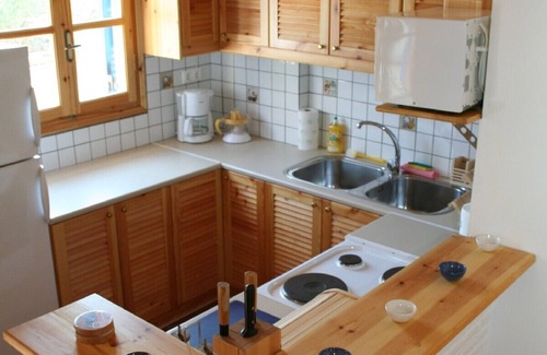 Pylos-Nestoras House | Romantic house above the sea with charming view