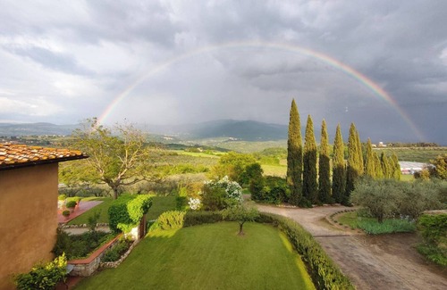 SantʼEllero Villa | Romantic Loft Villa nestled in the Florentine hills with pool view