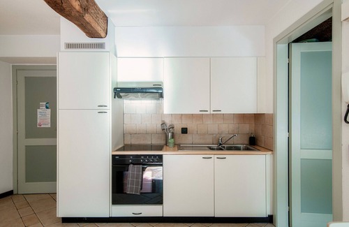 Morcote Apartment | Romantic one-bedroom apartment with lake view in Morcote (Papavero)