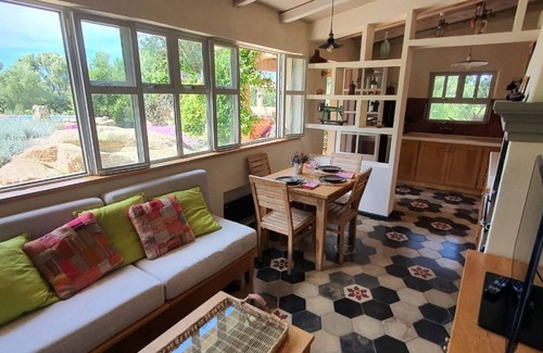 Arzachena Villa | ROMANTIC RETREAT WITH PRIVATE POOL & HOT TUB