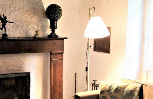 Capdrot Cottage | Romantic Stone Cottage for two, 5 minute Stroll to Beautiful Monpazier