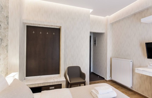 Athens Hotel | Romantic Studio in the Heart of Athens