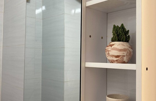 Bui Thi Xuan Apartment | Romantic Studio with Sunlight in the City Center