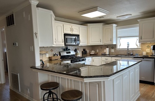 Bayou Vista House | Romantic Sunsets On The Canal!