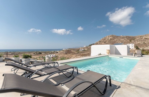 Naxos Villa | Romantic Villa Merelia with Private Pool Stunning Aegean Views Mikri Vigla Naxos