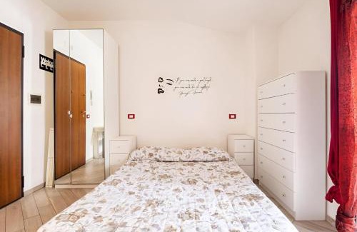 Reggio Calabria Apartment | Romantico monolocale veranda privata vista mare
