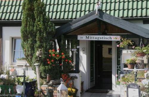 Neuendorf House | Romantik Landhaus & Pension Klaps Liebling
