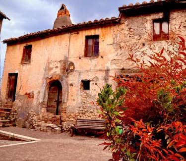 Civitella San Paolo House | Rome Castle House with Meals Wine and Spirits