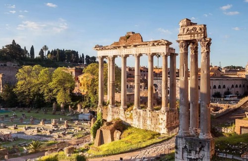 Rione III Colonna Apartment | Rome City Center, close to Trevi Fountain! Enjoy the Eternal City!