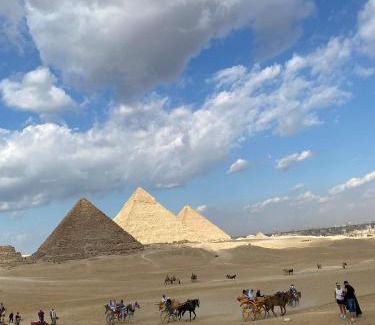 Al Haram Hotel | ROOF PYRAMIDS View