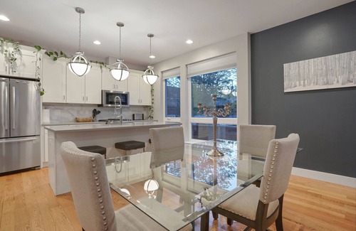 Sloan Lake House | Rooftop + pool table + hot tub near Broncos Stadium!