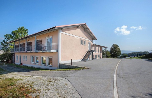 Breitenberg Apartment | Room 12 - Double room with sofa bed with Mountain View, Shared Terrace and Wi-Fi