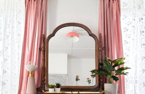 Woodstock Apartment | Room 2- Twin Gables of Woodstock
