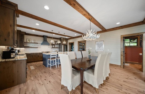 Banner Elk House | Room At The Top In Eagles Nest: Luxury home with huge views and firepit!