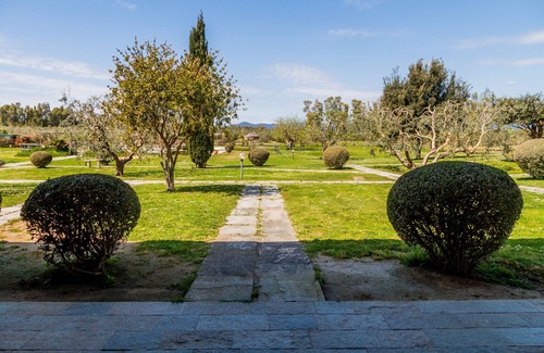 Grosseto Apartment | Room 'Grecale' with Shared Pool and Air Conditioning