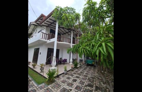 Uswetakeiyawa House | Room in BB - Ja-Elas French Touch
