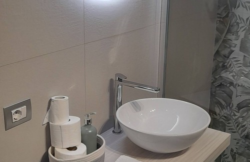 Acqualoreto Apartment | Room in newly renovated apartment with TV wifi coffe and tea