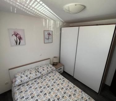 Otocac Apartment | Room in Otočac HELENA