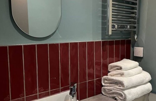 Innerleithen Apartment | Room in the Borders - 1 Chapel Street