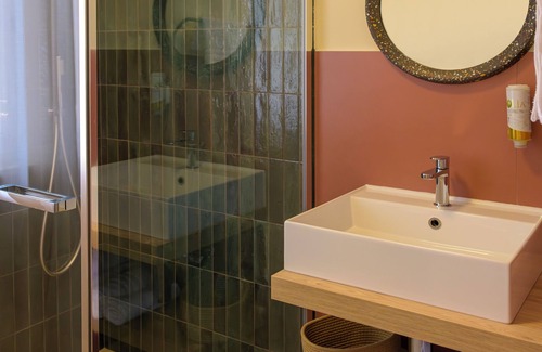 Foligno House | Room in the center of Foligno with elegant furnishings and equipped with all amenities