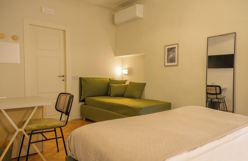 Foligno House | Room in the center of Foligno with elegant furnishings and equipped with all amenities