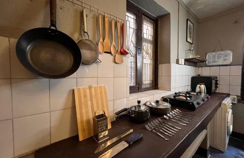 Madhyapur Thimi Apartment | Room in Traditional Nepali house