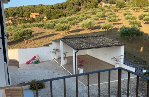 Montallegro Apartment | Room 'Monte Suso' with sea view, shared terrace and air conditioning