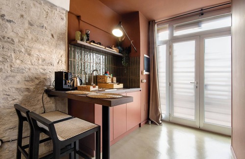 Turi Bed & Breakfast | Room 'Nettuno' with Wi-Fi and Air Conditioning