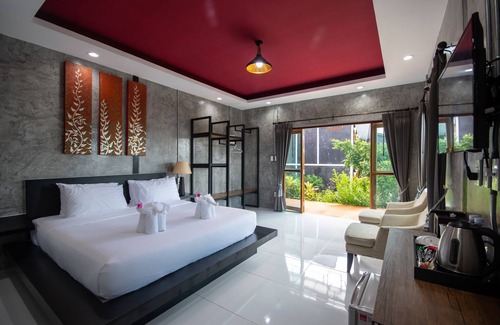 Wichit House | Room Only · Villa with Garden View, 16min to Phuket Old Town