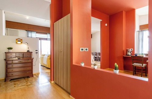 Montevecchia Apartment | Room 'Rosmarino' with Mountain View, Wi-Fi and Air Conditioning