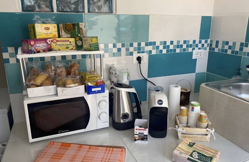 Chioggia Apartment | Room 'Sole Con Terrazza' with Shared Terrace, Wi-Fi and Air Conditioning