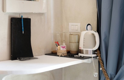 Moneglia Apartment | Room 'Stella Marina' with Private Terrace, Wi-Fi and Air Conditioning