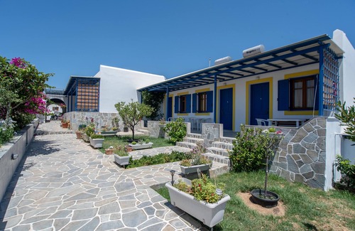 Logaras Apartment | Room 'Studio 1' with Mountain View, Wi-Fi and Air Conditioning