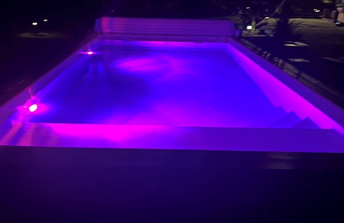Hourtin House | Room with heated, saltwater pool in a haven of peace in the pines 🌵🌸