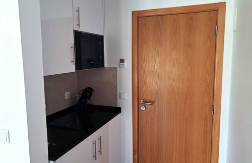 Castelo Apartment | Room with private bathroom and pool view at Casa das Vinhas in Sesimbra