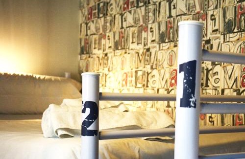 Justicia Hostel | room00 Chueca Hostel