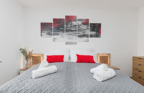 Duhren Apartment | Roomfall Apartment Sinsheim mit TG & Wi-Fi & Balkon