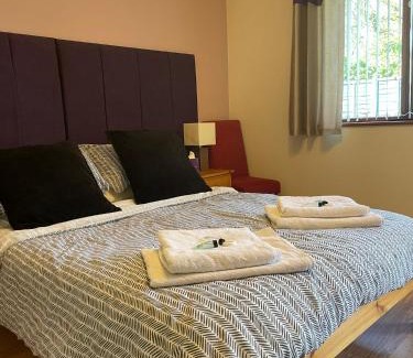 Tortworth Hotel | Rooms at the Huntsman Inn
